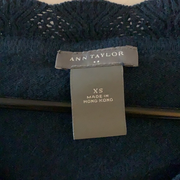 Ann Taylor Top - Picture 5 of 6
